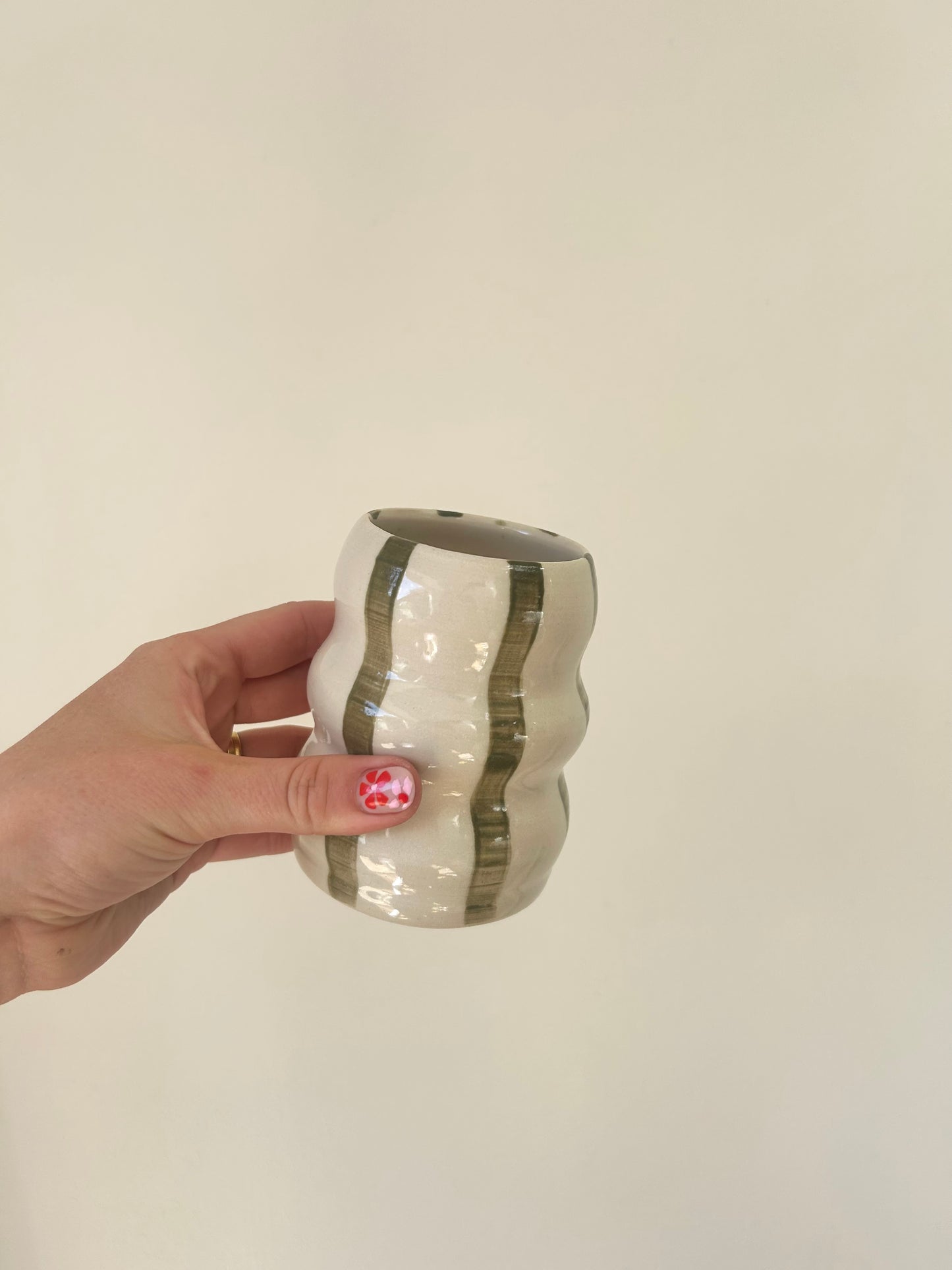 wavy bud vase