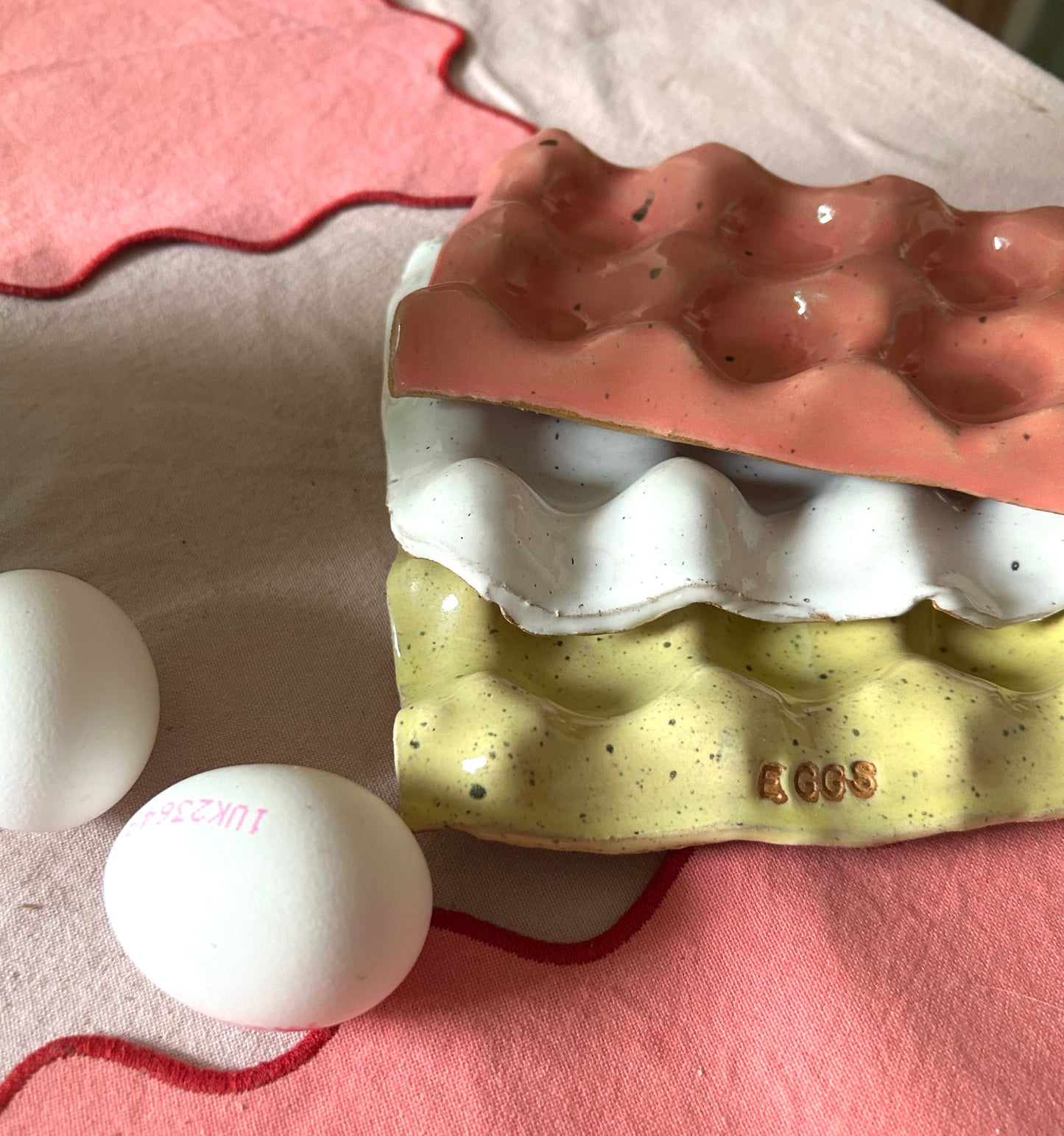 egg holder in pink