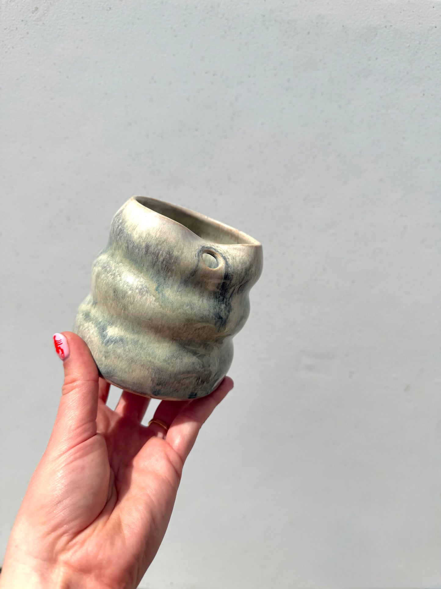 Oyster straw tumbler