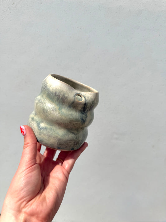 Oyster straw tumbler